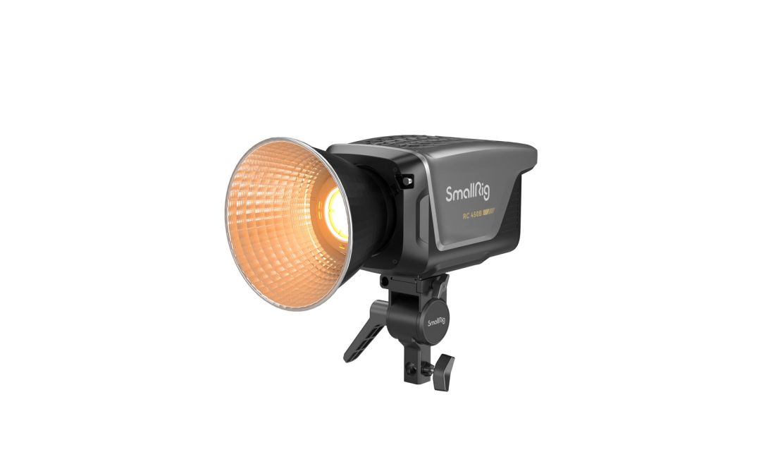 Luce LED COB SmallRig 3976 RC 450B con sistema ottico AstralTech (UE)